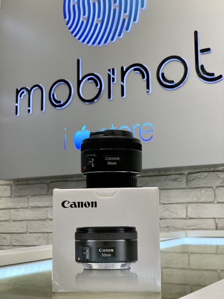 Canon EF 50mm F/1.8 STM