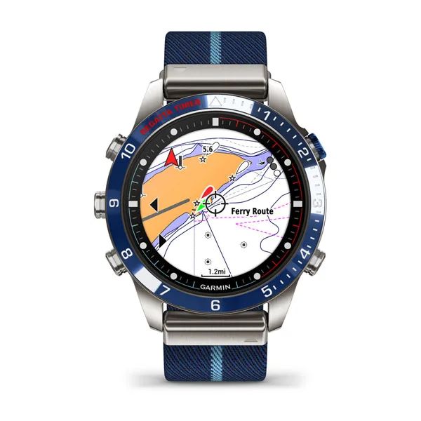 Garmin MARQ Captain Gen 2 с Полосатым Нейлоновым Ремешком (010-02648-11)